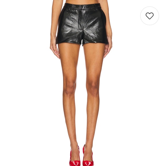 Naya leather shorts in black